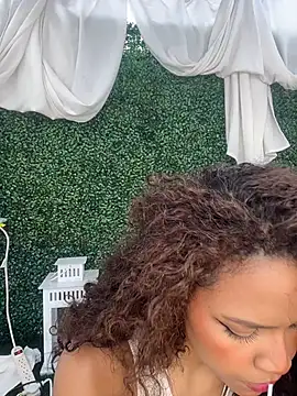 Snapshot of CurlyOopsieXXX chatting on 2, 7, 2026 CurlyOopsieXXX online show from 2, 7, 2026