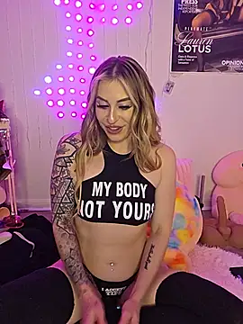 laurenlotus online show from 26, 7, 2026