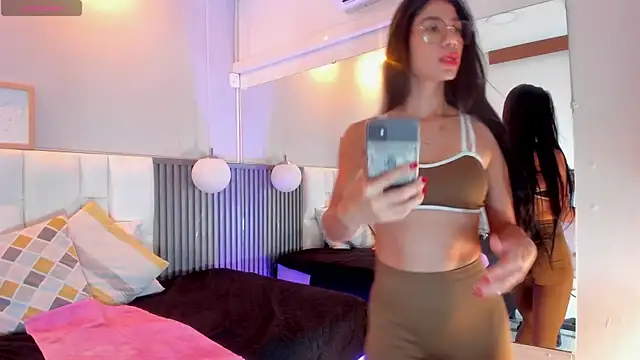 Snapshot of giana_gill chatting on 23, 6, 2026 giana gill online show from 23, 6, 2026