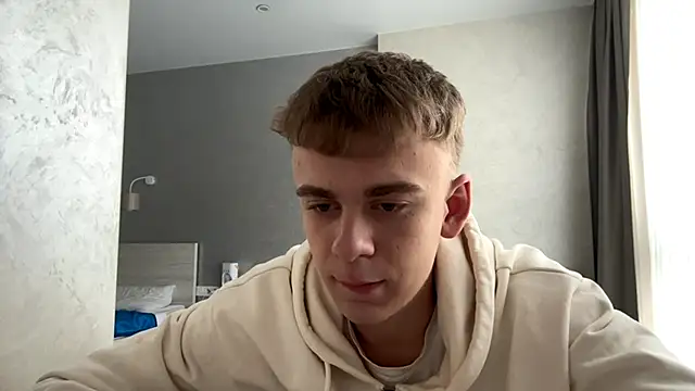 Snapshot of SoloFury chatting on 1, 4, 2026 SoloFury online show from 1, 4, 2026