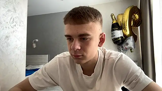 Snapshot of SoloFury chatting on 10, 5, 2026 SoloFury online show from 10, 5, 2026