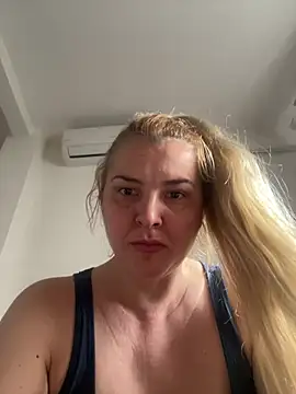Snapshot of Maria3879 chatting on 20, 3, 2026 Maria3879 online show from 20, 3, 2026