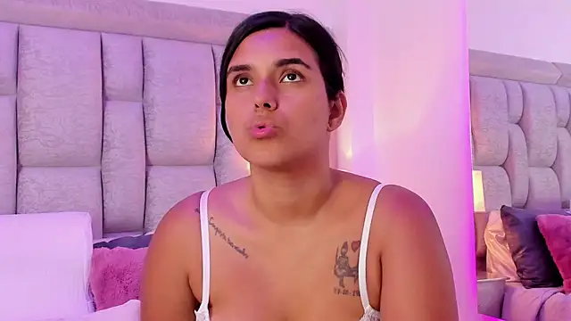 Snapshot of LunaSofty chatting on 28, 3, 2026 LunaSofty online show from 28, 3, 2026