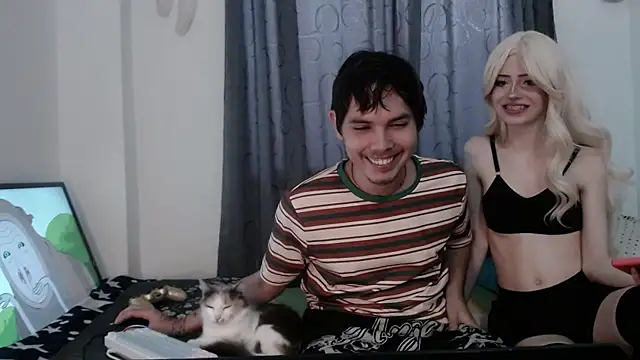 Snapshot of Fantasy-Dreams chatting on 12, 5, 2026 Fantasy-Dreams online show from 12, 5, 2026