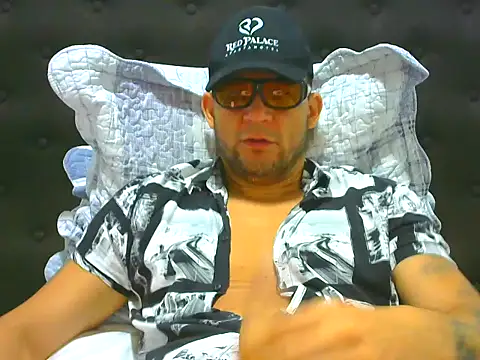Snapshot of altenori chatting on 9, 6, 2026 altenori online show from 9, 6, 2026
