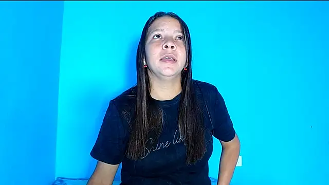 Snapshot of ambar69noir chatting on 18, 6, 2026 ambar69noir online show from 18, 6, 2026