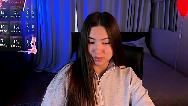 Snapshot of IceIcebabe_ chatting on 24, 5, 2026 IceIcebabe online show from 24, 5, 2026