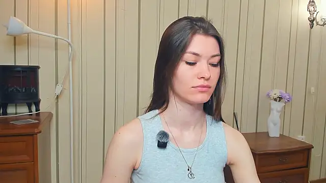 JulissaLipoma online show from 27, 3, 2026