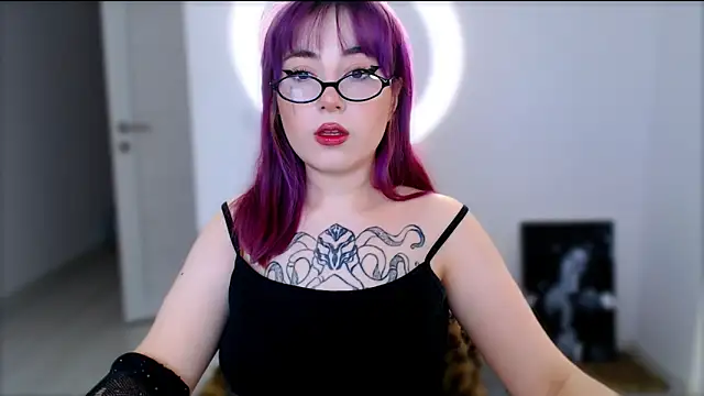 MistressEdith online show from 17, 5, 2026