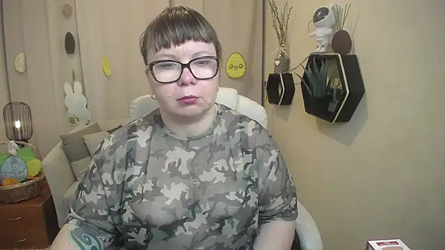 BonnnyBoobsy online show from 7, 4, 2026