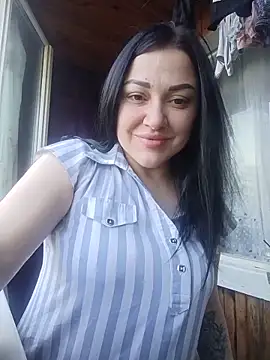 Elsie-Nora online show from 12, 6, 2026