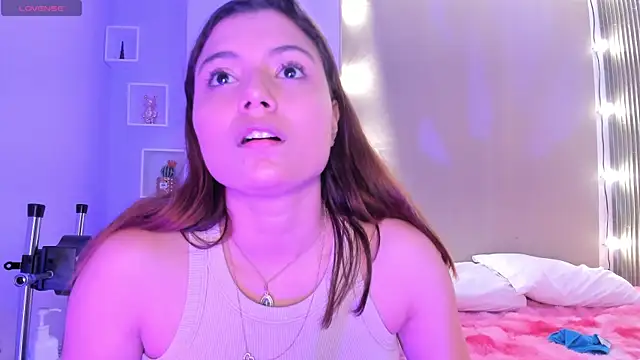 Snapshot of Littletammy4u chatting on 12, 5, 2026 Littletammy4u online show from 12, 5, 2026