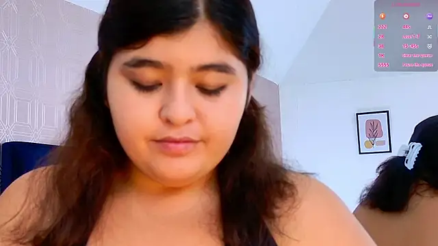 Snapshot of Dahlia_Lee chatting on 6, 4, 2026 Dahlia Lee online show from 6, 4, 2026