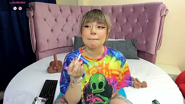 KattyCarpenter  online show from 7, 4, 2026