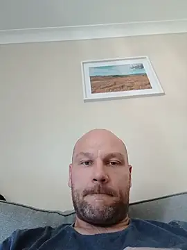 Snapshot of pitch_122 chatting on 6, 7, 2026 pitch 122 online show from 6, 7, 2026