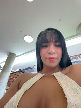 Snapshot of MonserratJons01 chatting on 31, 5, 2026 MonserratJons01 online show from 31, 5, 2026