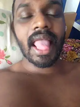 Snapshot of singletamilguy chatting on 27, 3, 2026 singletamilguy online show from 27, 3, 2026