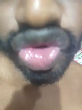 Snapshot of singletamilguy chatting on 28, 3, 2026 singletamilguy online show from 28, 3, 2026