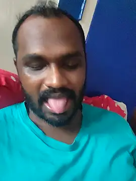 Snapshot of singletamilguy chatting on 31, 3, 2026 singletamilguy online show from 31, 3, 2026