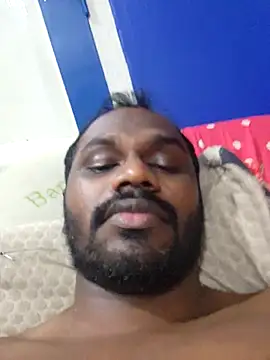 Snapshot of singletamilguy chatting on 10, 5, 2026 singletamilguy online show from 10, 5, 2026