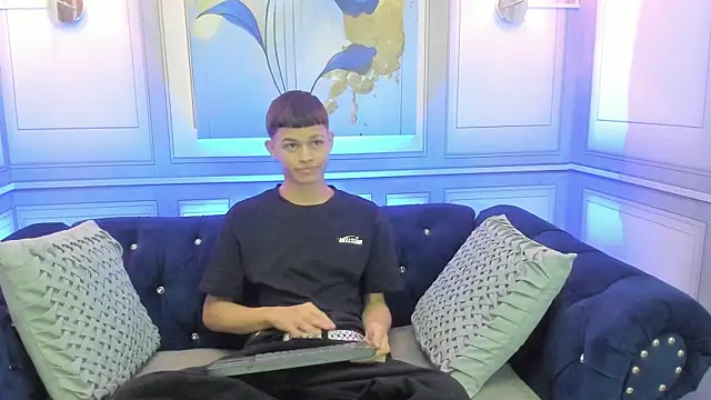 Apolo jonnes online show from 25, 3, 2026