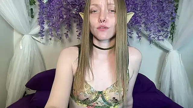 ElfGirlAna online show from 12, 5, 2026