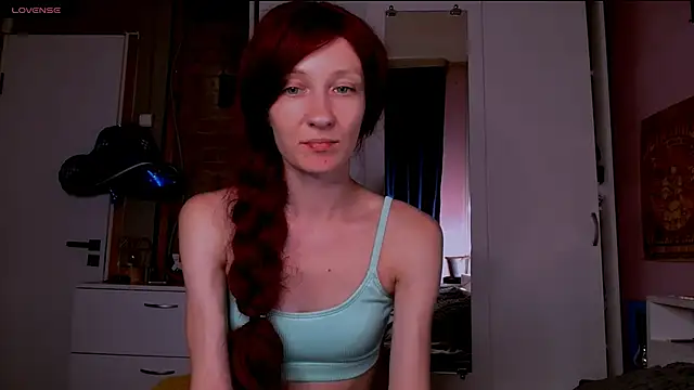 Snapshot of bzzz_bzzz chatting on 10, 6, 2026 bzzz bzzz online show from 10, 6, 2026