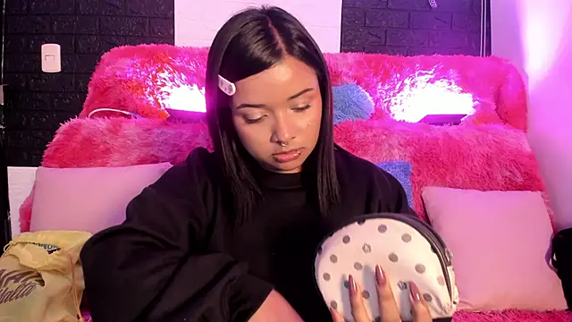 Snapshot of SofiiaCutee chatting on 3, 6, 2026 SofiiaCutee online show from 3, 6, 2026