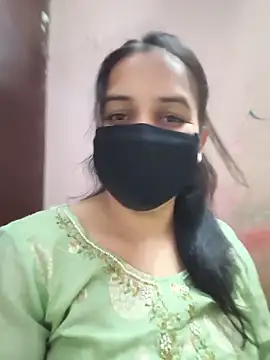 Snapshot of REENA-STRIP chatting on 15, 5, 2026 REENA-STRIP online show from 15, 5, 2026