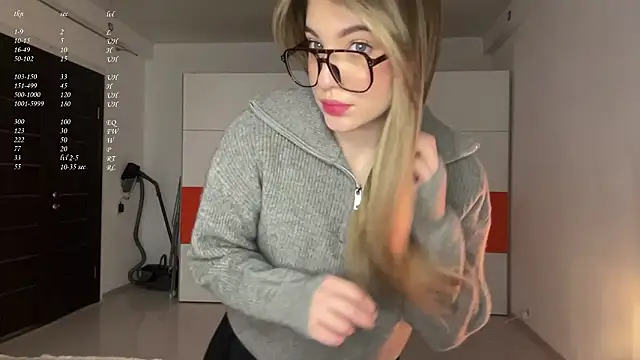 Snapshot of 1Kellynaive chatting on 24, 3, 2026 1Kellynaive online show from 24, 3, 2026