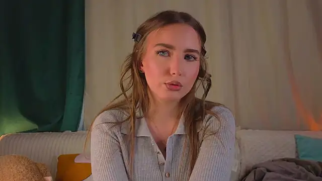 Snapshot of KarriDunman chatting on 17, 4, 2026 KarriDunman online show from 17, 4, 2026
