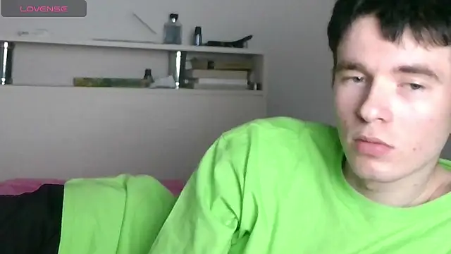 Snapshot of Ernest_ice chatting on 6, 4, 2026 Ernest ice online show from 6, 4, 2026