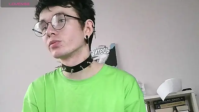 Snapshot of Ernest_ice chatting on 18, 4, 2026 Ernest ice online show from 18, 4, 2026