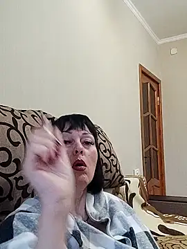 HelgaDennis online show from 1, 4, 2026