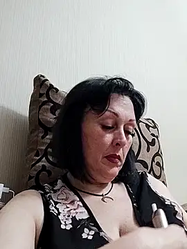 Snapshot of HelgaDennis chatting on 12, 5, 2026 HelgaDennis online show from 12, 5, 2026
