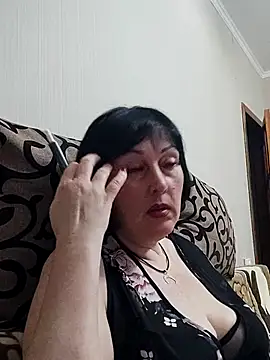 Snapshot of HelgaDennis chatting on 28, 7, 2026 HelgaDennis online show from 28, 7, 2026