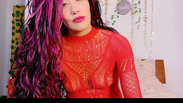 Snapshot of Ajua__Uva chatting on 10, 5, 2026 Ajua Uva online show from 10, 5, 2026