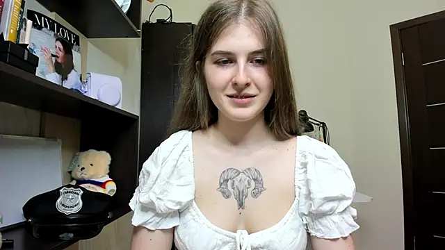 Snapshot of OhMyAlice chatting on 20, 5, 2026 OhMyAlice online show from 20, 5, 2026