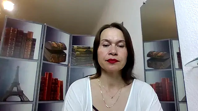 Selena Moo online show from 13, 5, 2026