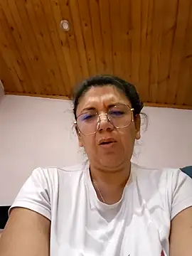 Snapshot of Mielx chatting on 28, 4, 2026 Mielx online show from 28, 4, 2026