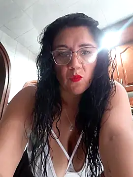 Snapshot of Mielx chatting on 29, 4, 2026 Mielx online show from 29, 4, 2026