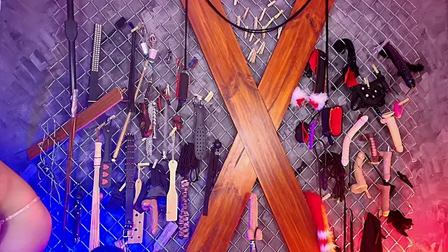 Snapshot of Mistress_lexi_bdsm chatting on 15, 6, 2026 Mistress lexi bdsm online show from 15, 6, 2026