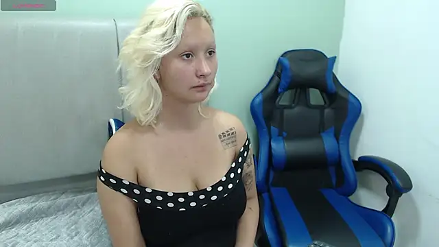 dafne kim online show from 11, 5, 2026