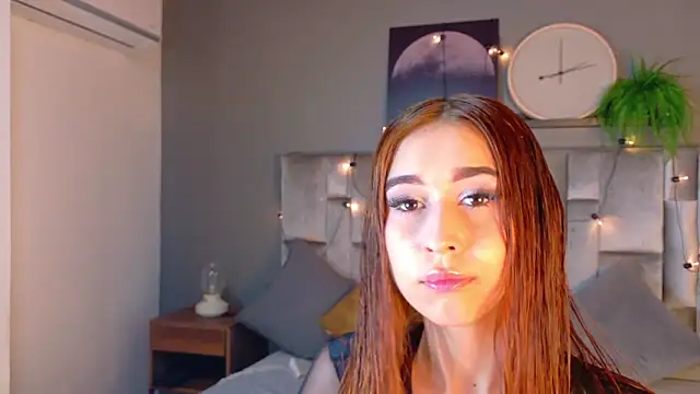 Snapshot of StarrMoon__ chatting on 22, 4, 2026 StarrMoon online show from 22, 4, 2026
