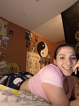 georginamoor online show from 24, 4, 2026