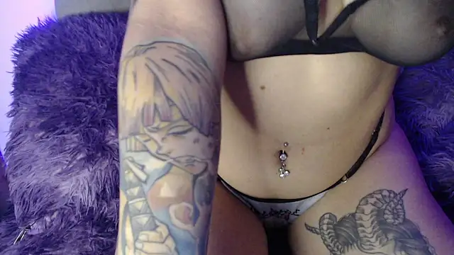 Snapshot of Val_Time chatting on 6, 4, 2026 Val Time online show from 6, 4, 2026
