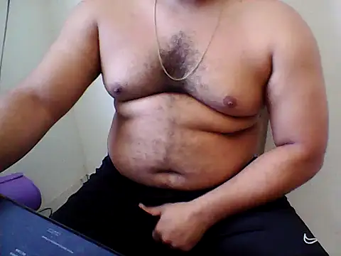 Snapshot of Derick_013 chatting on 10, 5, 2026 Derick 013 online show from 10, 5, 2026