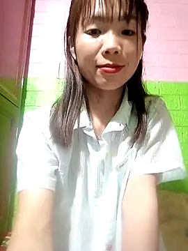 AmyLinee01 online show from 9, 5, 2026