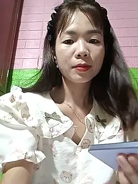Snapshot of AmyLinee01 chatting on 1, 6, 2026 AmyLinee01 online show from 1, 6, 2026