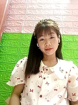 Snapshot of AmyLinee01 chatting on 11, 6, 2026 AmyLinee01 online show from 11, 6, 2026
